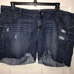 18 reg. Old Navy denim shorts